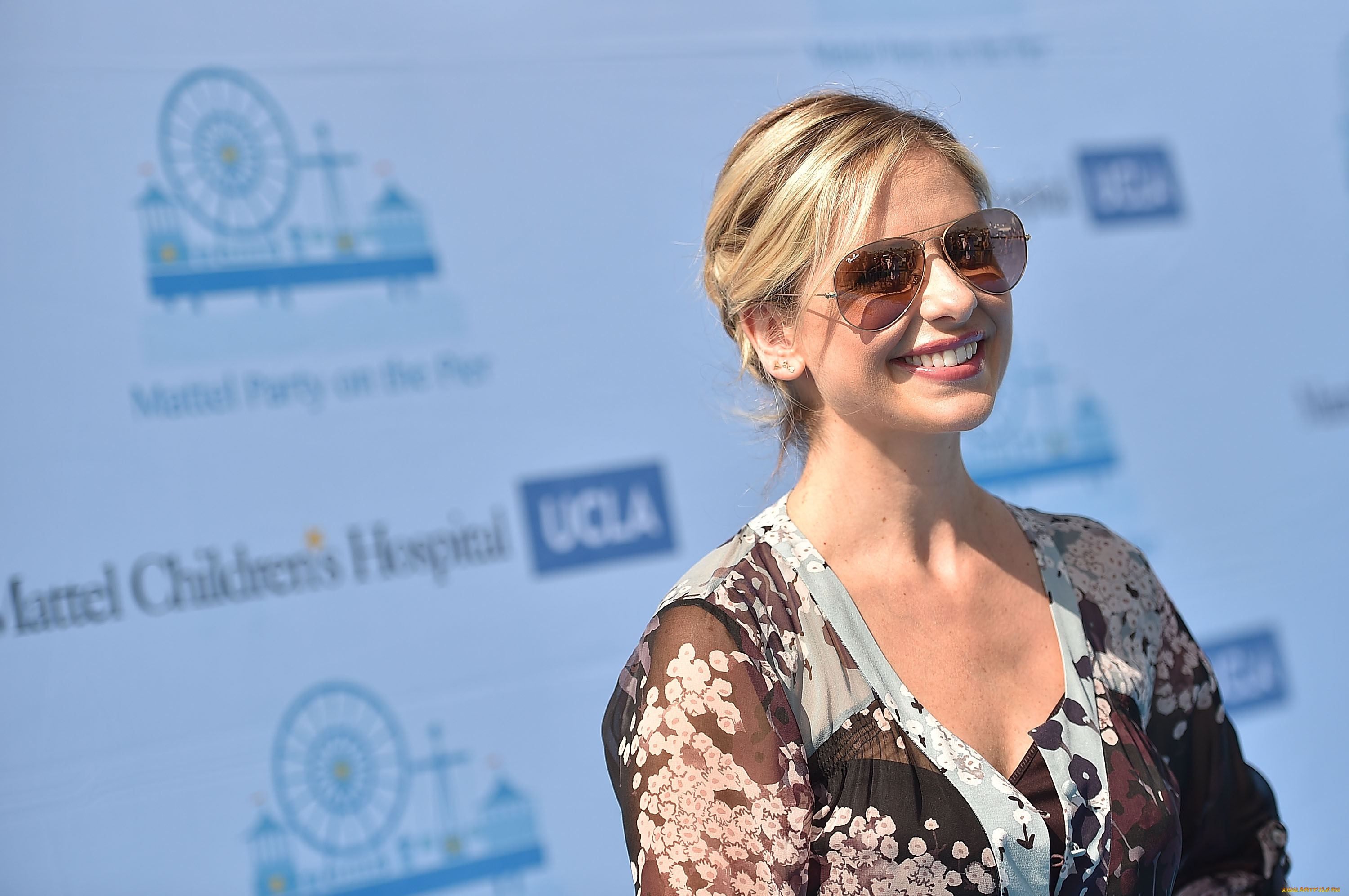 , sarah michelle gellar, , , , , , , , 